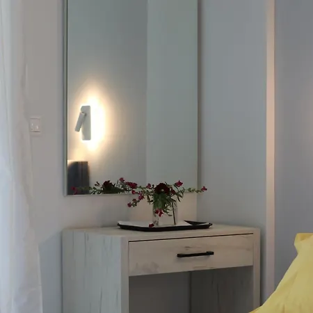 Avli * هيماري
