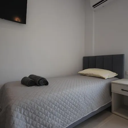 Avli هيماري
